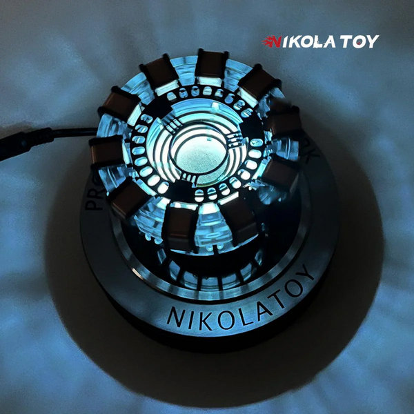 เตาปฏิกรณ์อาร์คไอรอนแมน โดย NIKOLATOY – ไฟ LED, เซ็นเซอร์ตรวจจับการสั่นสะเทือน, ดีไซน์ลอยน้ำ