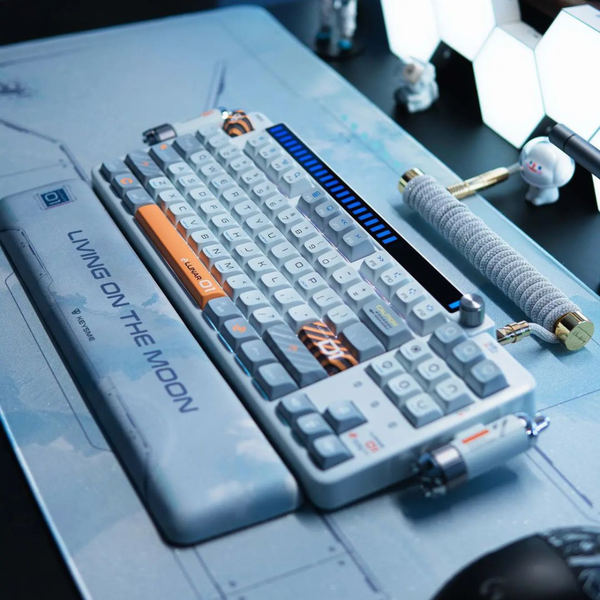 KEYSME LUNAR 01 – คีย์บอร์ดเชิงกลพร้อมไฟ RGB ตอบสนองเสียง