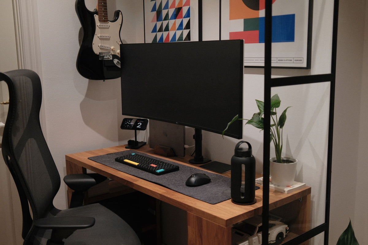 Gunnar Sigurdarson's workspace (photo: Workspaces #511)