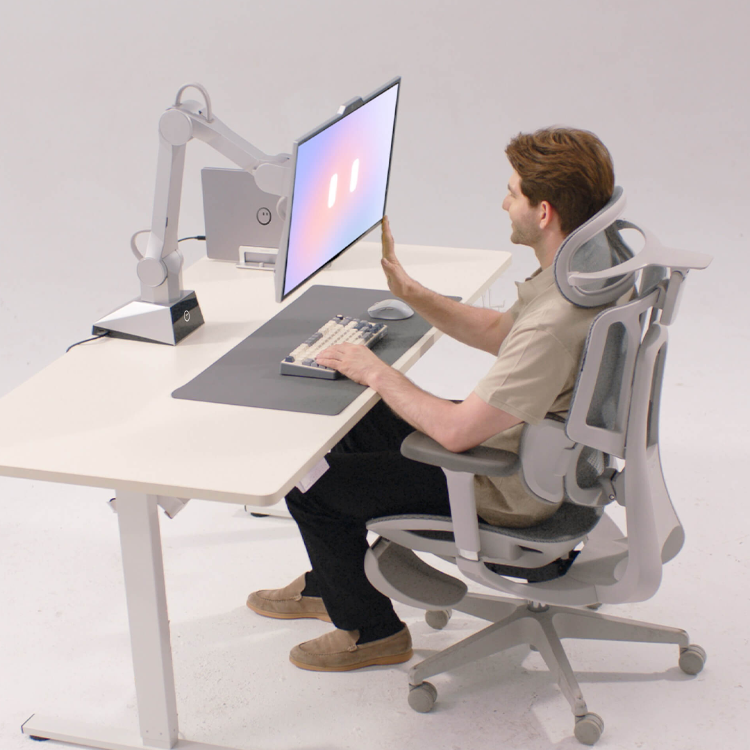 CyboPal ONE desktop robotic terminal