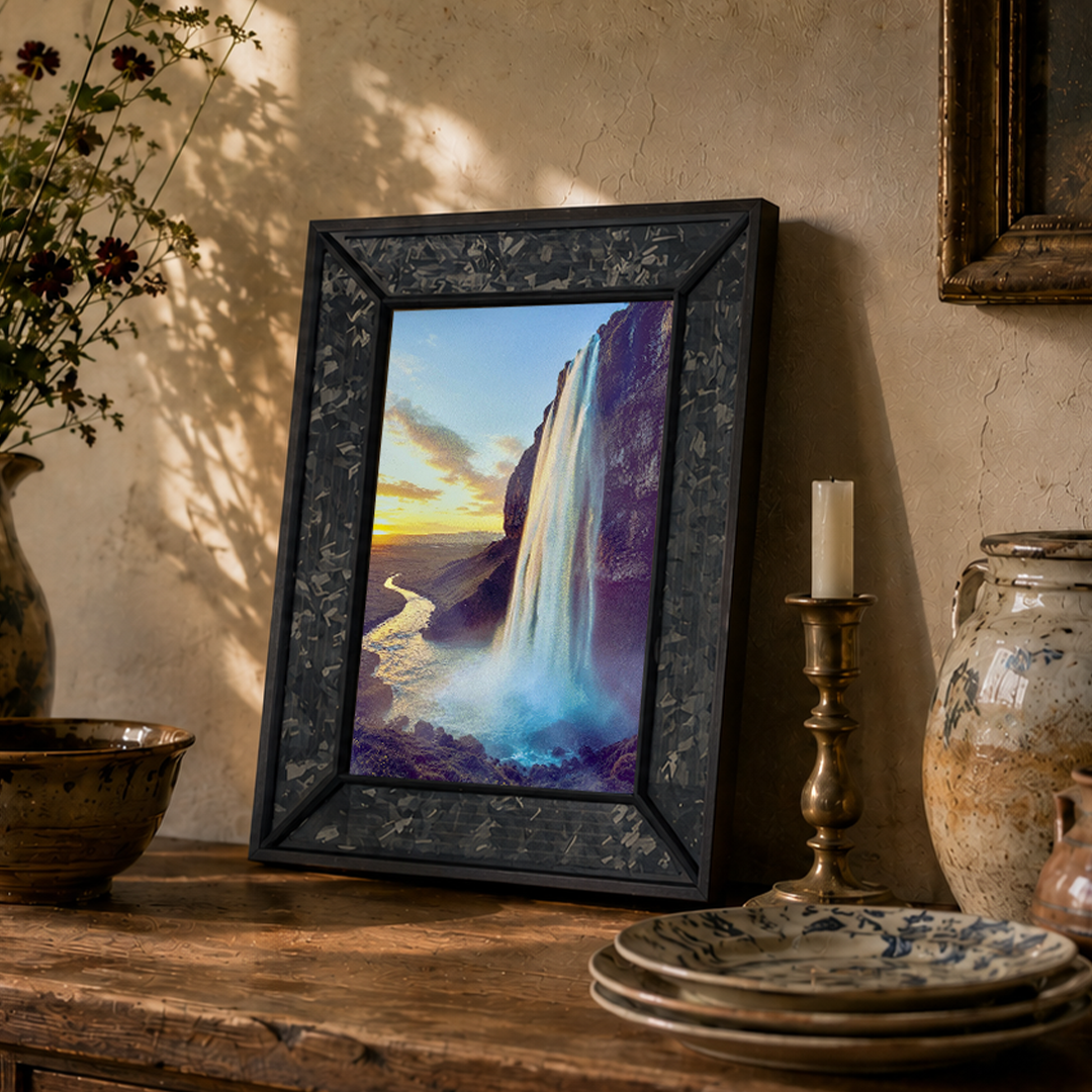 Inkanva self-charging E-Ink canvas