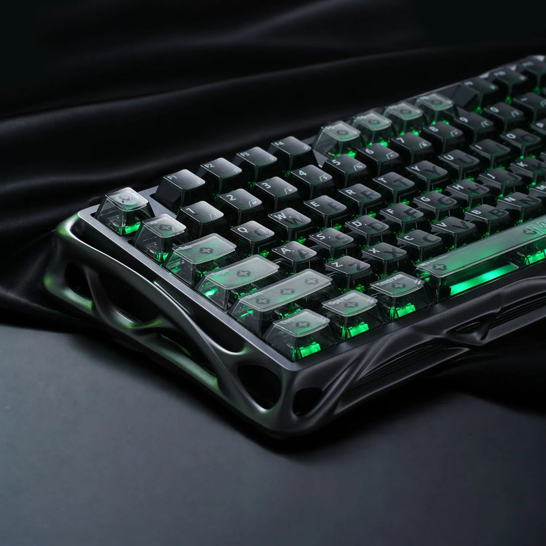 GravaStar Mercury K98 Smoky Translucent keyboard view 3