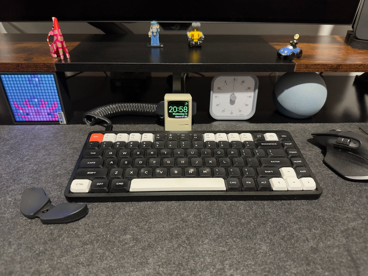 Jahir Fiquitiva's workspace (photo: Workspaces #494)